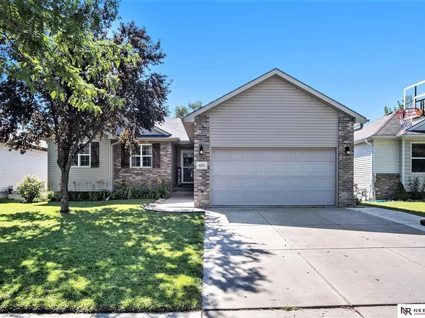 1001 W Welter Dr, Lincoln, NE 68522