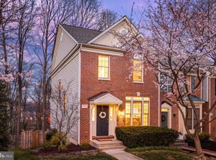 11738 Valley Ridge Cir, Fairfax, VA 22033
