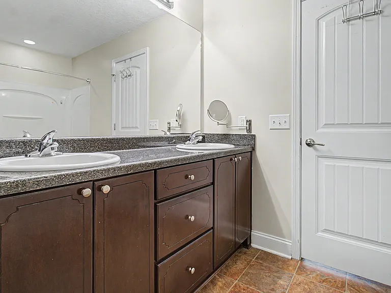 115 SE Cutters Gap — Photo 12