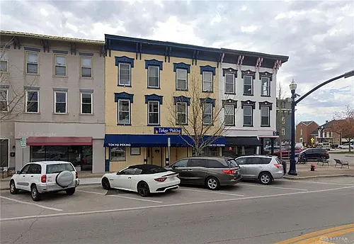 5 N Market St Photo 1