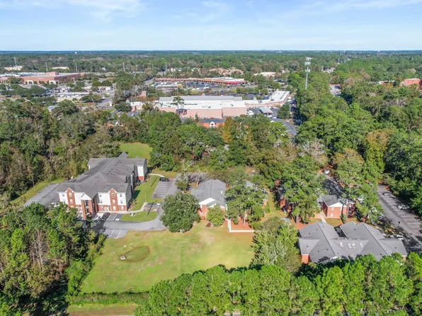 Apache Apartments 2 & 4 Bedroom Homes on Savannah's Southside