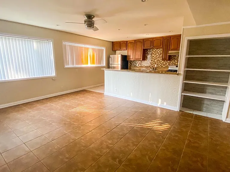 250 Cliff Dr — Photo 12