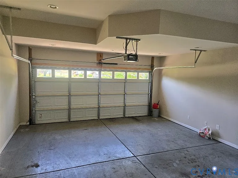 4801 Thornhurst St — Photo 9