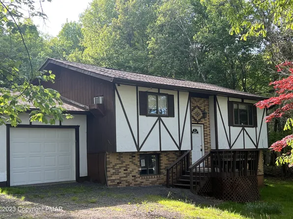 143 Granite Rd, Long Pond, PA 18334