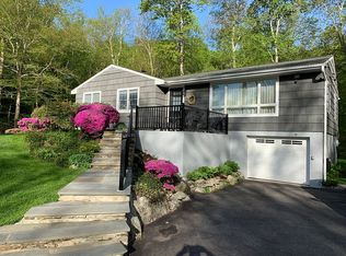 159 Lake Shore Rd, Putnam Valley, NY 10579