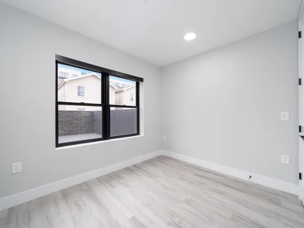 187 Culver Avenue image 5 of 16