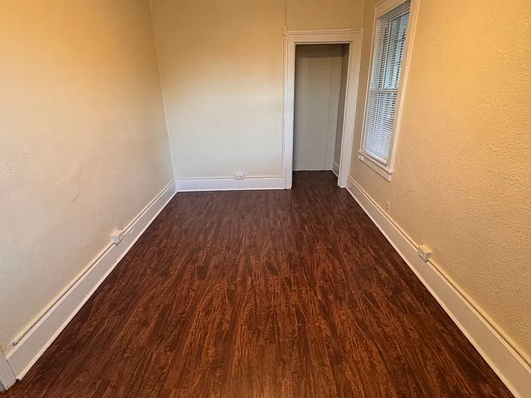 1612 Mahoning Ave — Photo 8
