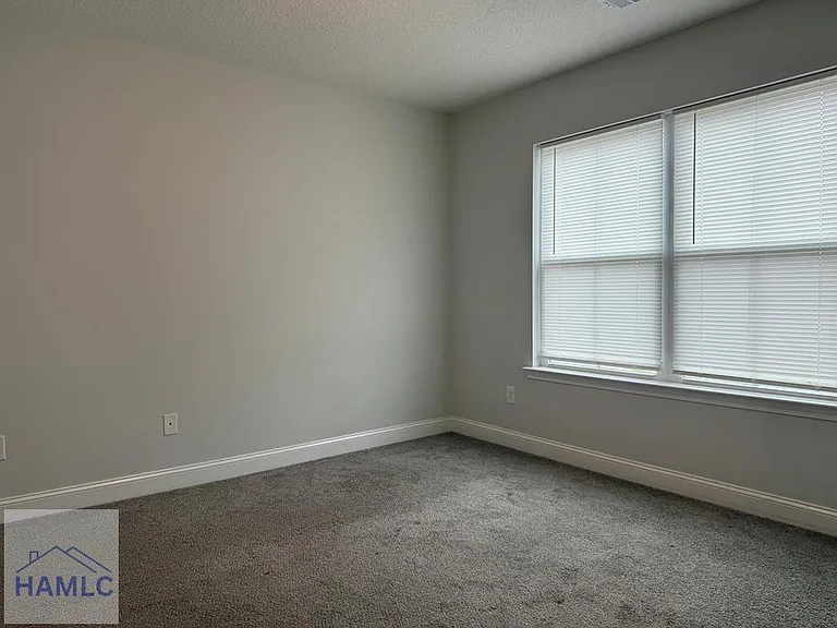 345 McClelland Loop NE — Photo 18