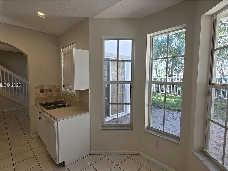 18741 SW 25th Ct #18741 — Photo 31