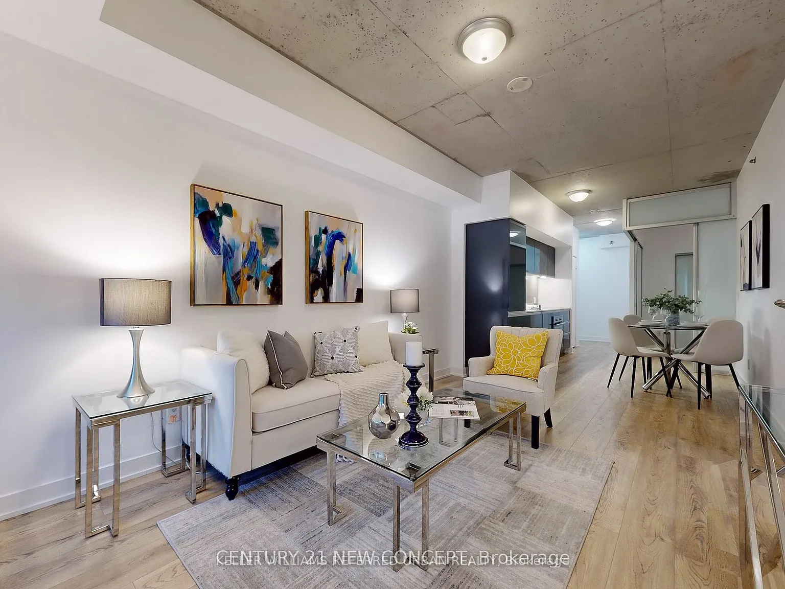 2 bed, $2,800 — Photo 1