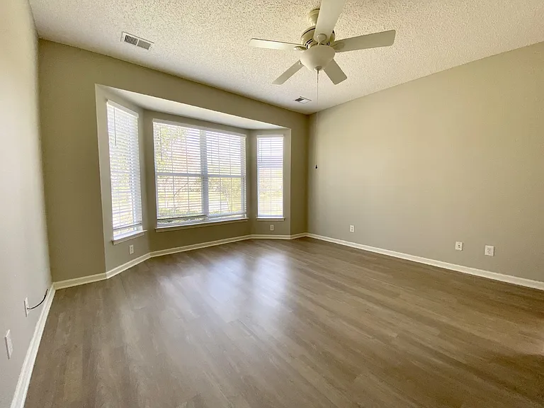 565 Colonel Thomas Heyward Rd — Photo 11