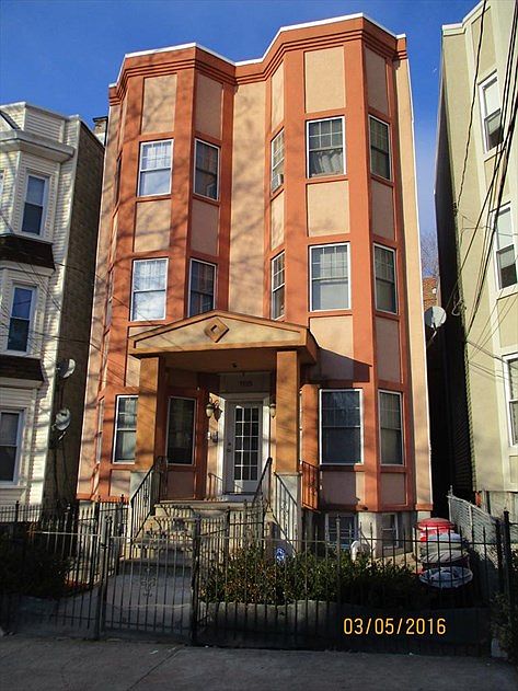 2nd image of 108 Duncan Ave #301