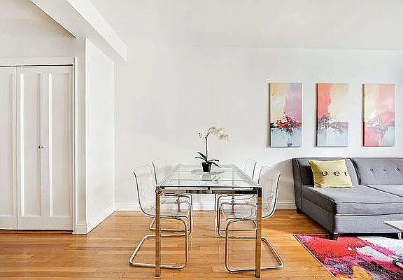 3rd image of 330 E 70th St #4EF