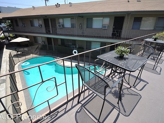 5th image of 10645 Valley Spring Ln APT 15