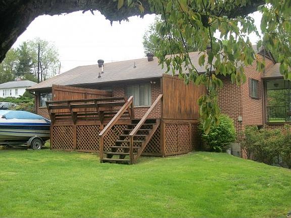 5th image of 122 Sycamore Dr