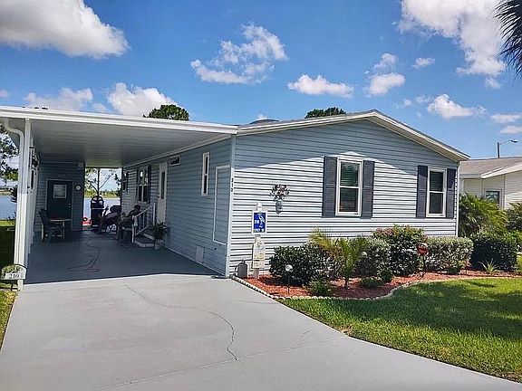 4th image of 210 Osprey Dr