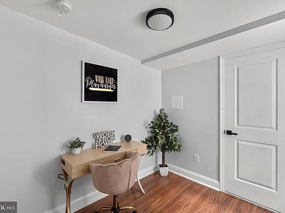 Office space on the 1st level