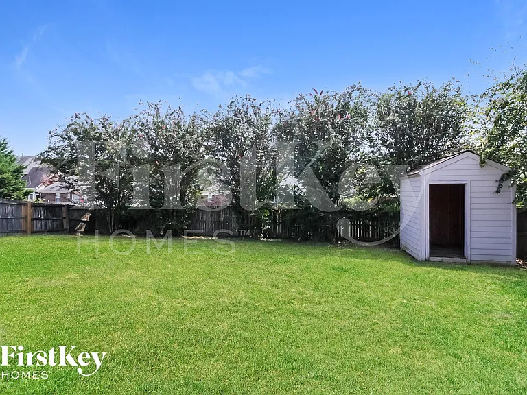 10257 Green Moss Dr N — Photo 15