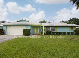 1959 Mid Ocean Cir, Sarasota, FL 34239