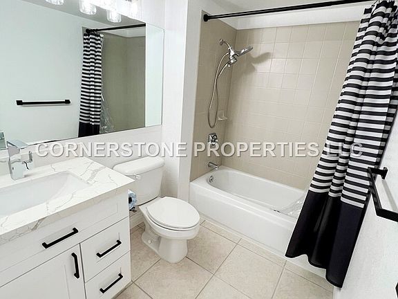 2nd image of 3075 Ala Poha Pl #711-1