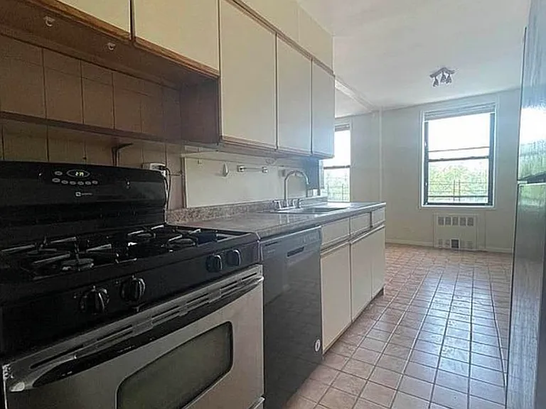 2922 Nostrand Ave #2 — Photo 5