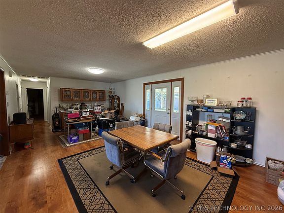 3rd image of 107 Cherokee Ln