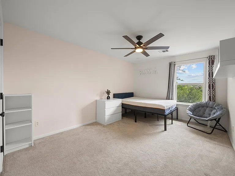 4323 Angelico Ln — Photo 37