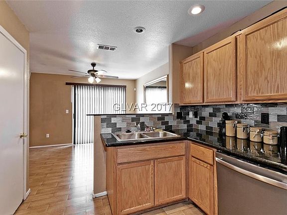 4th image of 5012 Sublight Ave
