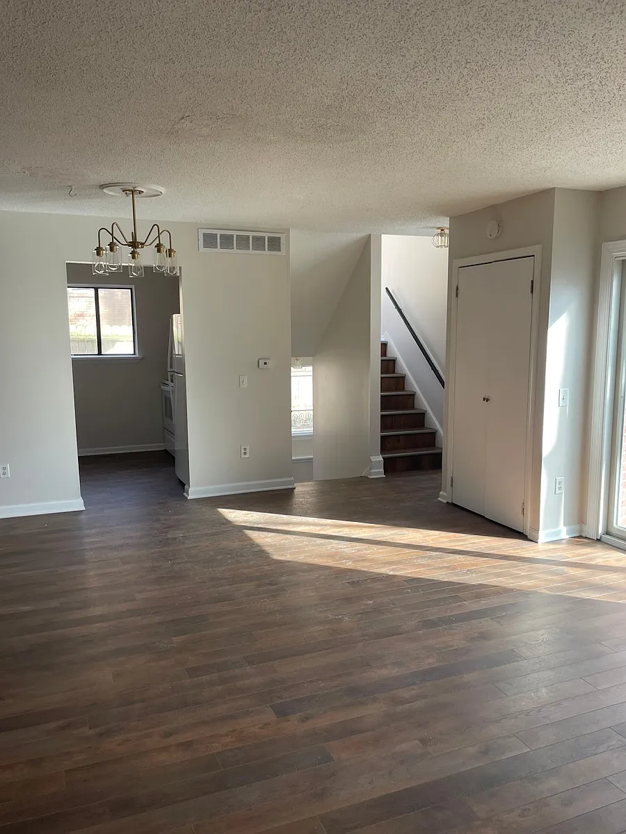 Building Photo - 25 Sibley Pl #4