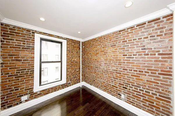 Rented by Avenues Real Estate | media 2