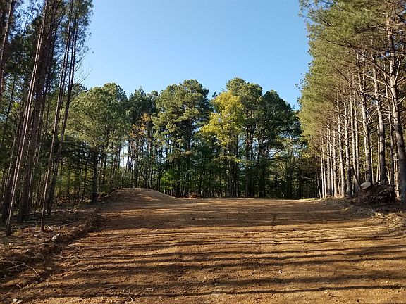 2nd image of 2 Cumberland Dr #2