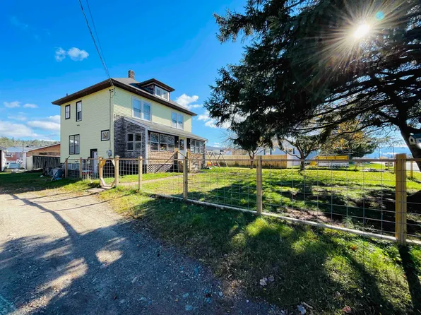 2000 Hutchins Street, Berlin, NH 03570