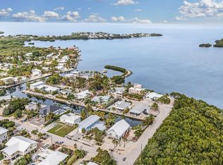 11295 6th Ave, Marathon, FL 33050