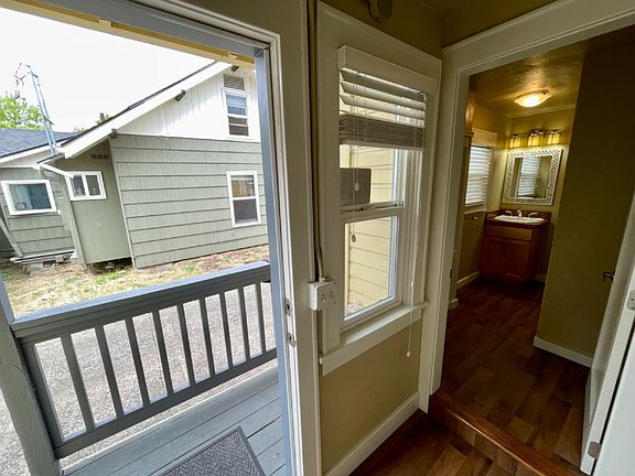 2nd image of 432 W 13th Ave #5