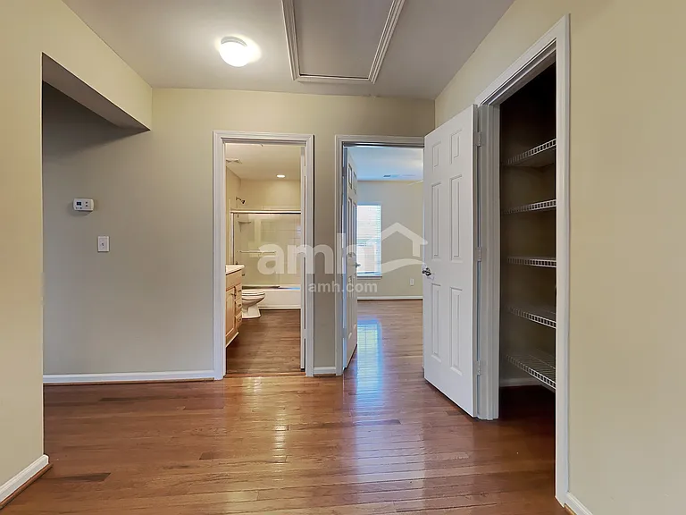 111 Graduate Ln — Photo 20