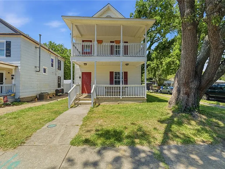 315 Blair Ave — Photo 1