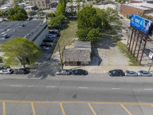 7216 N Western Ave, Chicago, IL 60645