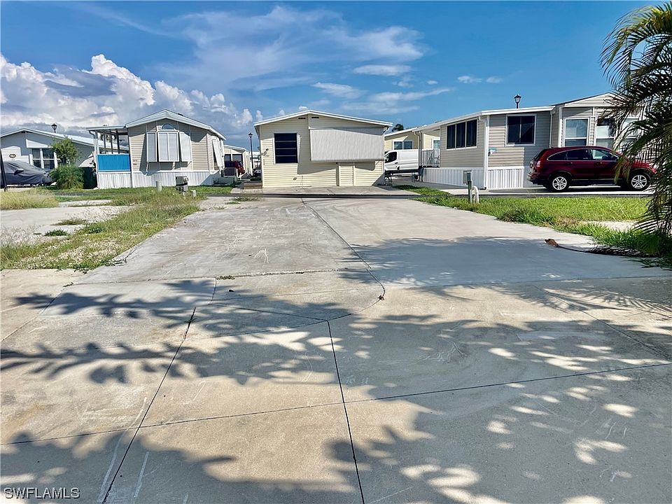 2nd image of 11731 Bubble Shell Dr