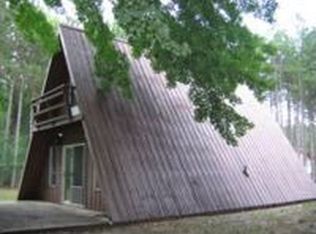 9128 Pine Circle Dr NW, Rapid City, MI 49676