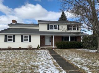303 Grayson Dr, Clarks Summit, PA 18411