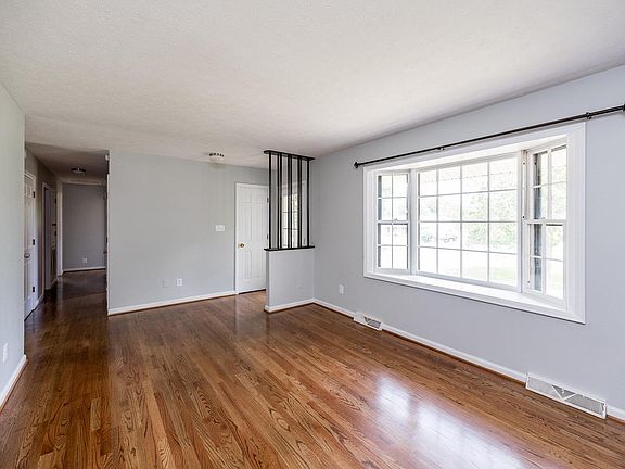 4th image of 251 Arrowhead Dr