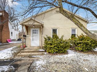 1464 Sunshine St, Oregon, OH 43616