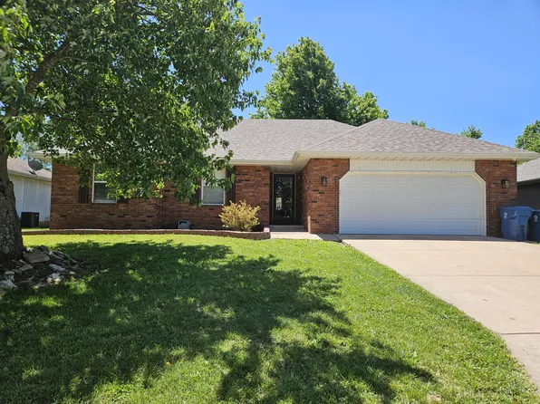 512 E Slim Wilson Boulevard, Nixa, MO 65714