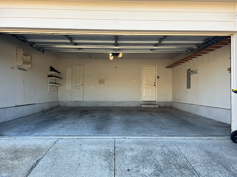 1232 W 115th St S — Photo 3
