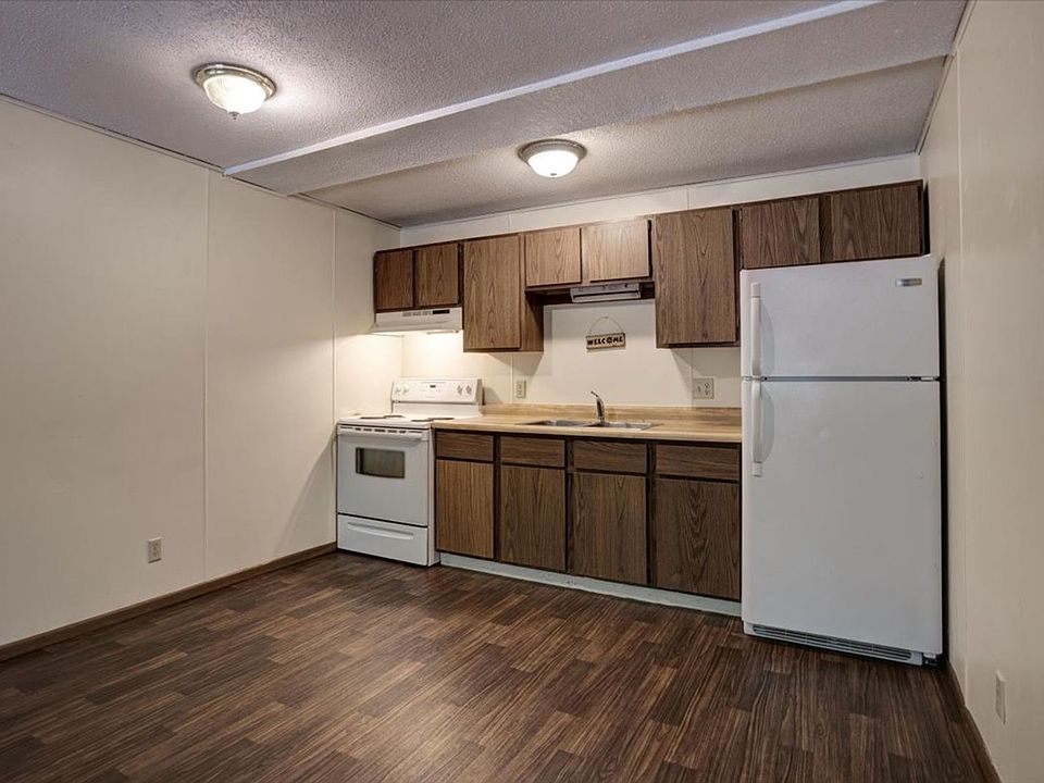 1st image of 1721 S Broadway St #208