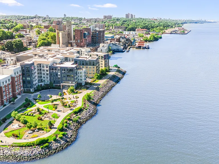 Home Sweet Hudson!
