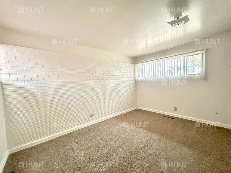 3925A Mercury Cir SE — Photo 9