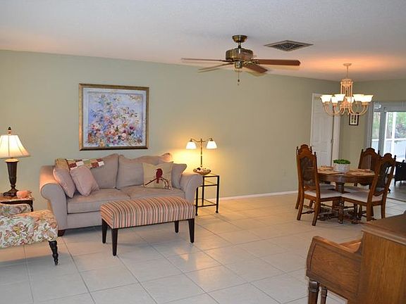 4th image of 65 Mimosa Dr
