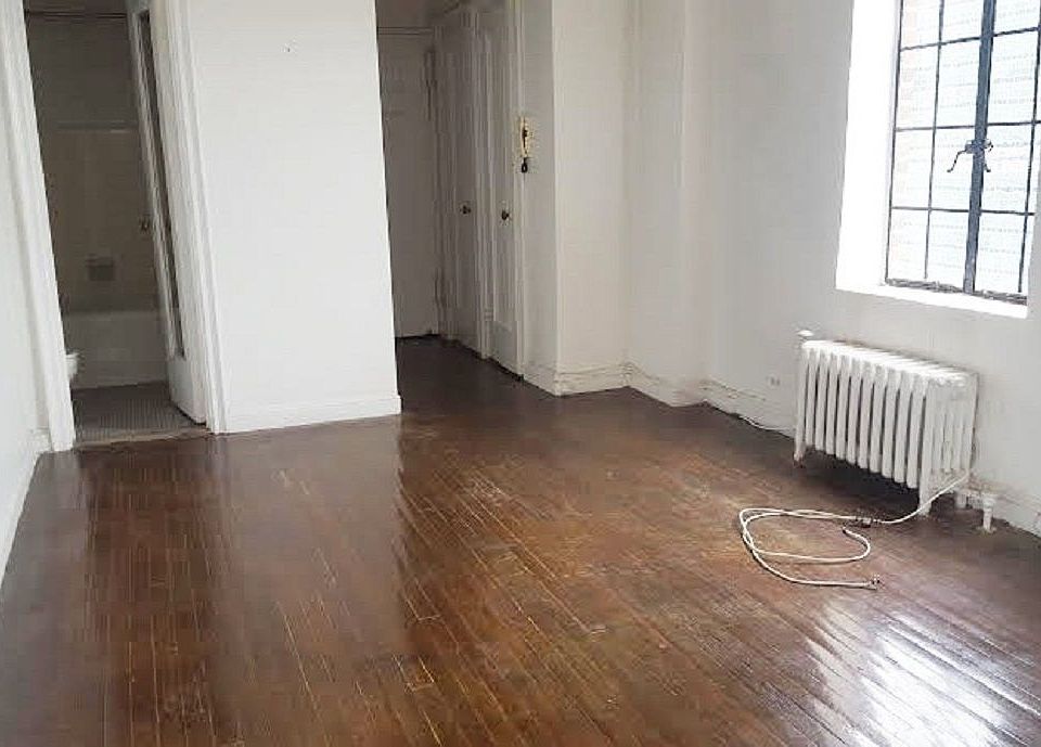 2nd image of 25 Tudor City Pl APT 1823
