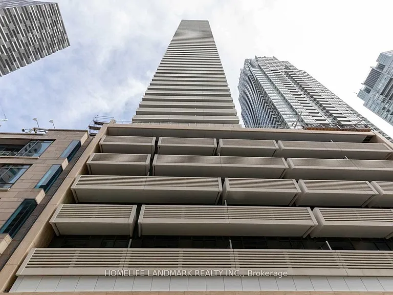 2221 Yonge St #2510 — Photo 1